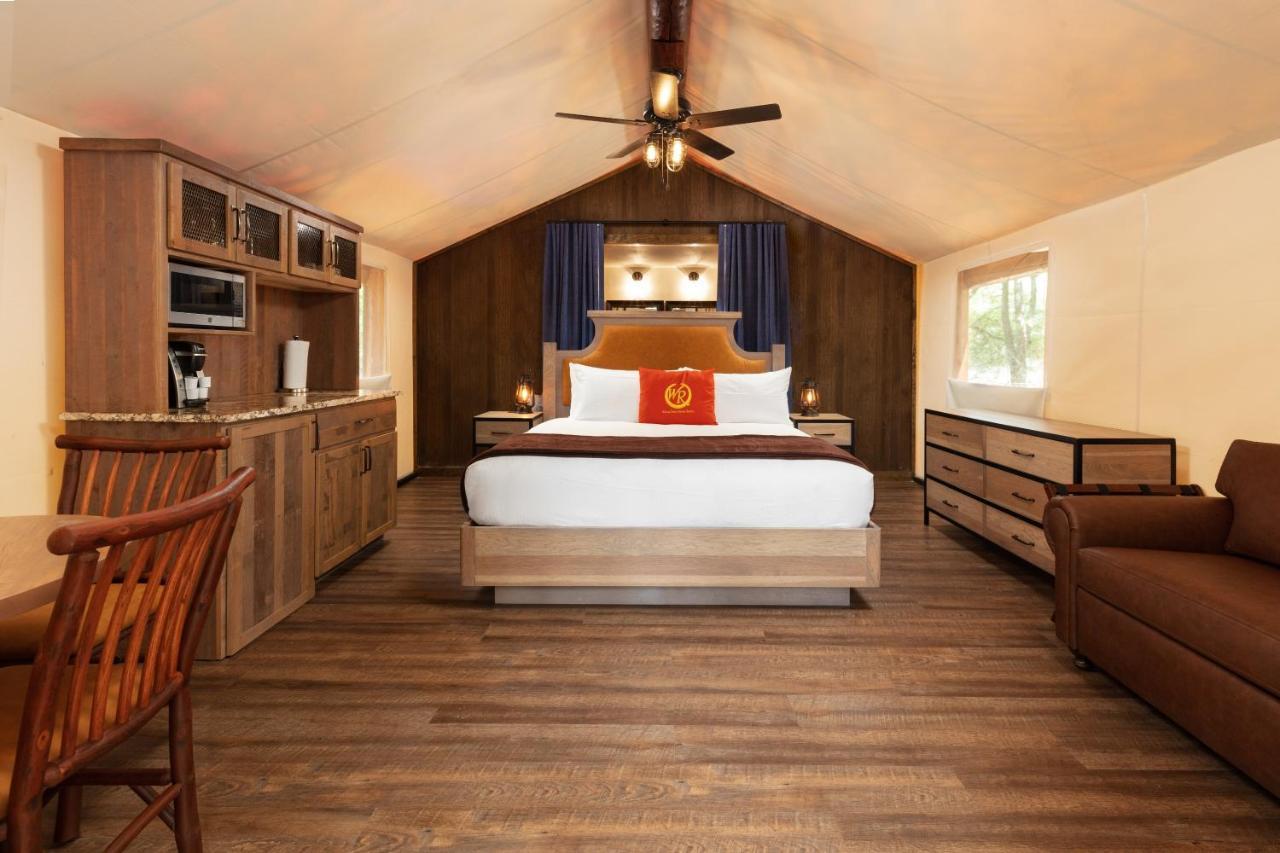 Westgate River Ranch Resort&Rodeo Exterior foto