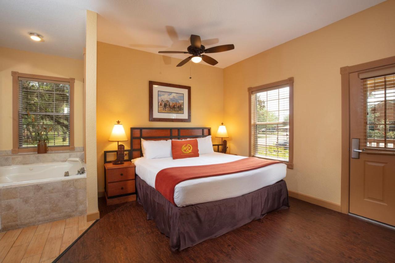 Westgate River Ranch Resort&Rodeo Exterior foto