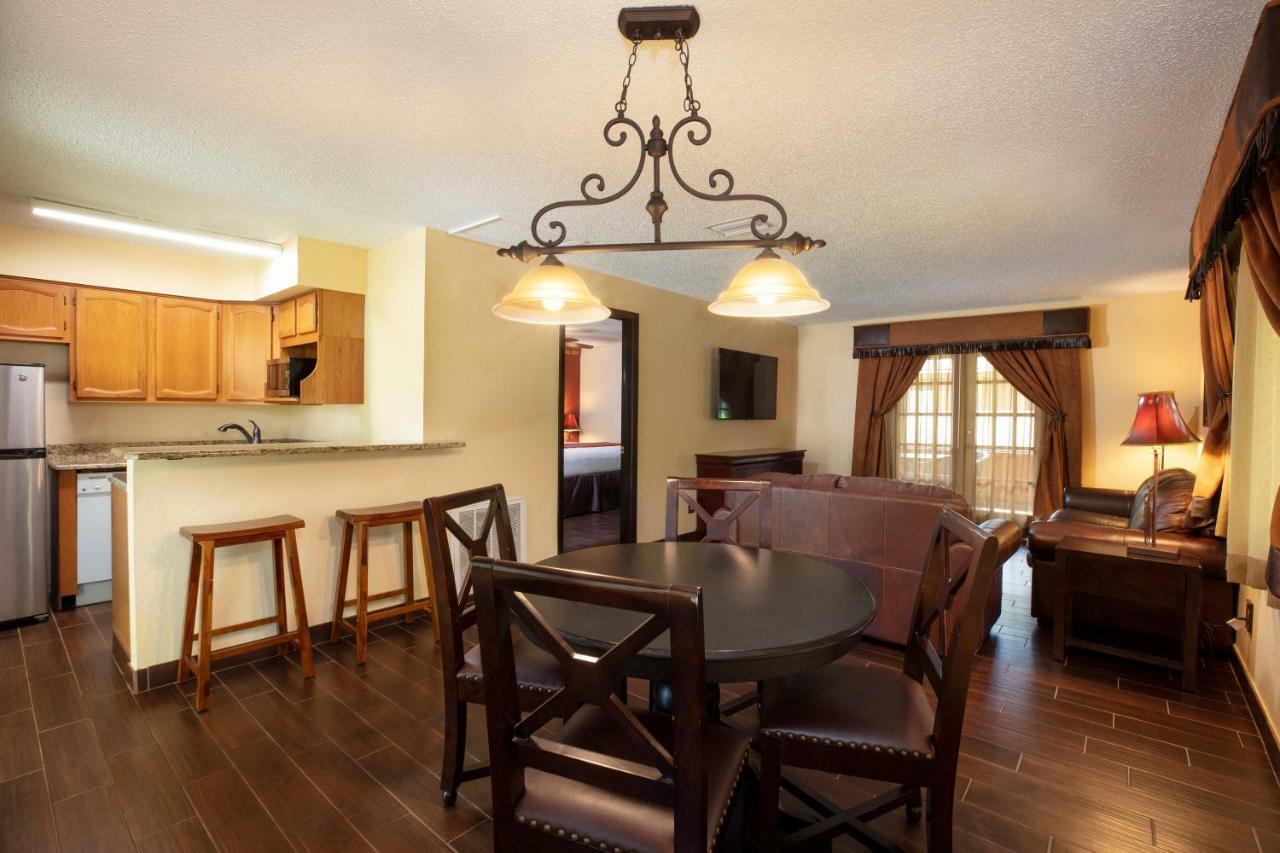 Westgate River Ranch Resort&Rodeo Exterior foto